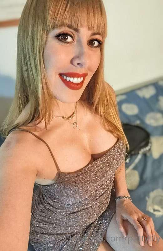 I am trying to smile but it's been a bad day 😕😕😕 send me som..