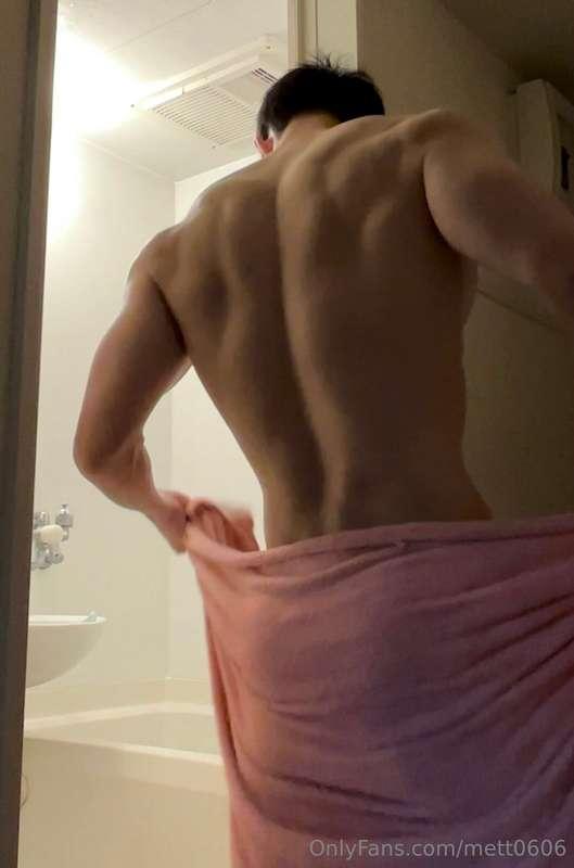 Now it's time for a bath 🫧