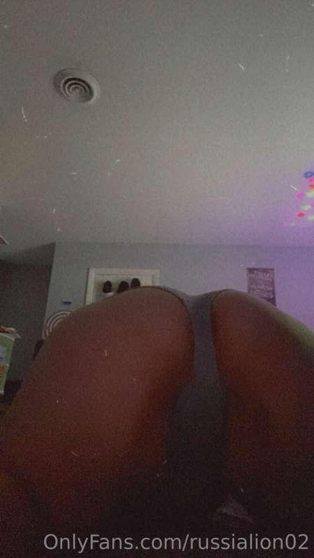 U want this? Than tell me how bad u wanna fuck me😈