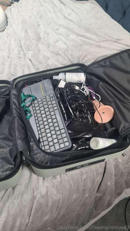 My idea of "pack lightly"... 😅🤯 Like then Scroll for the vid..