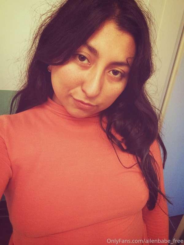 Do you like girls with black hair like me?
Te gustan las chi..