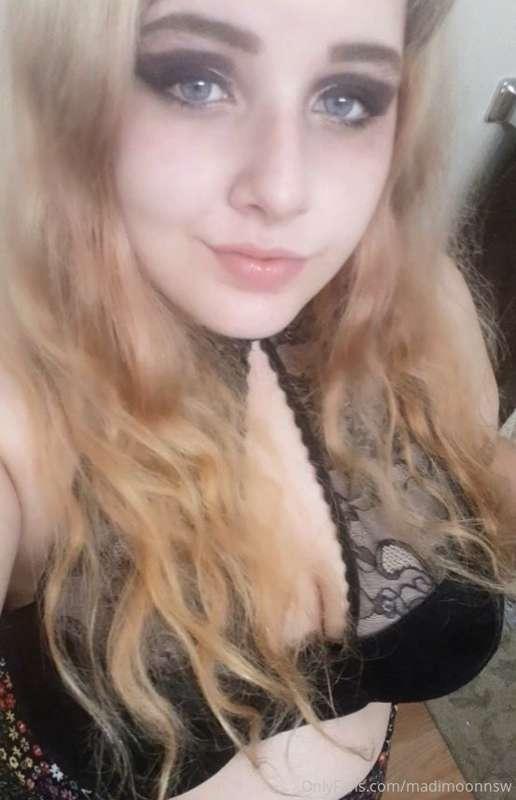 Have a good night 😘 hope you wake up hard as fuck 😇