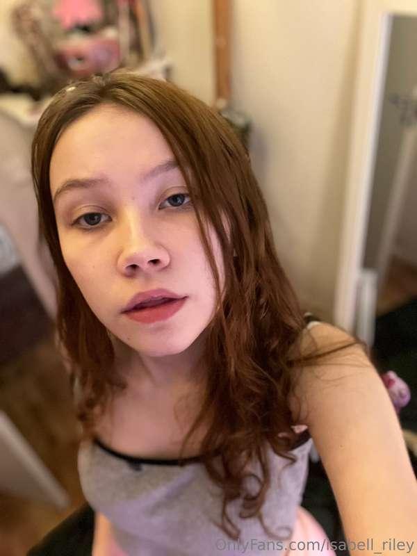 grab my small gentle face 😈
