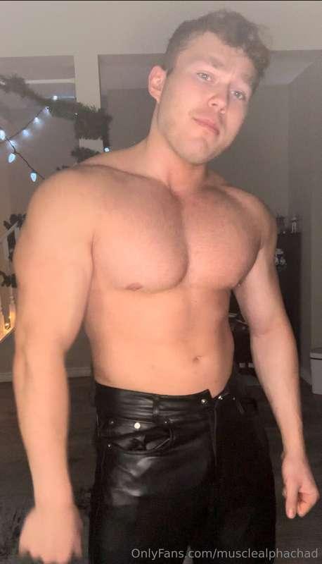CUCK AND LETHER!!! I bring you back to my place after the gy..