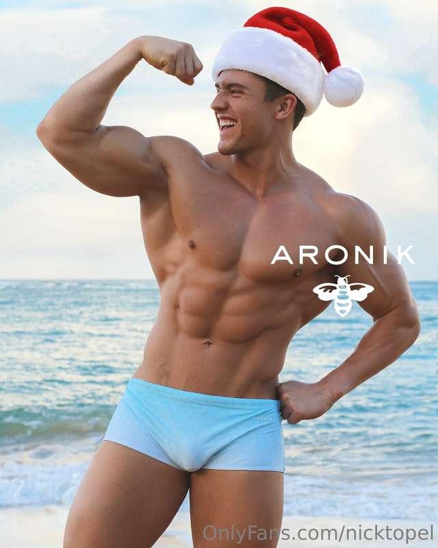 Merry Christmas to all the boys and the 2 girls on my page! ..