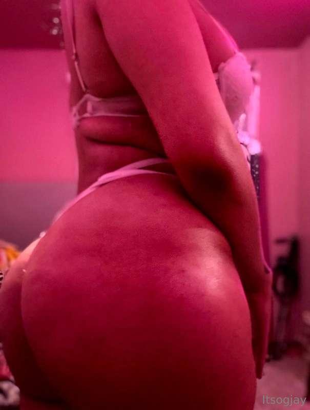 big bitches need love too!!
