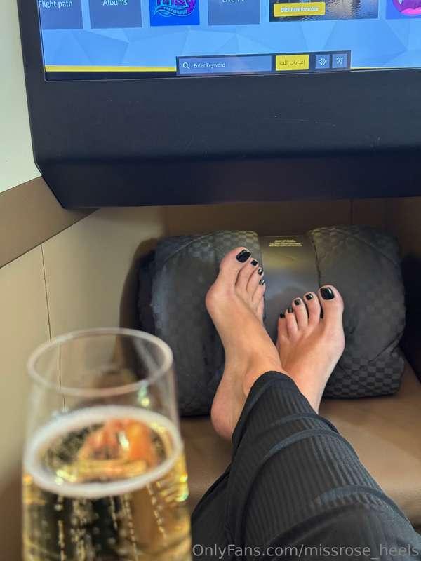 Black pedicure