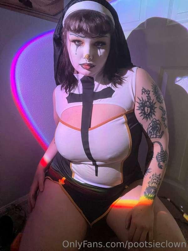 check your inbox for some very special clown nun content ;)