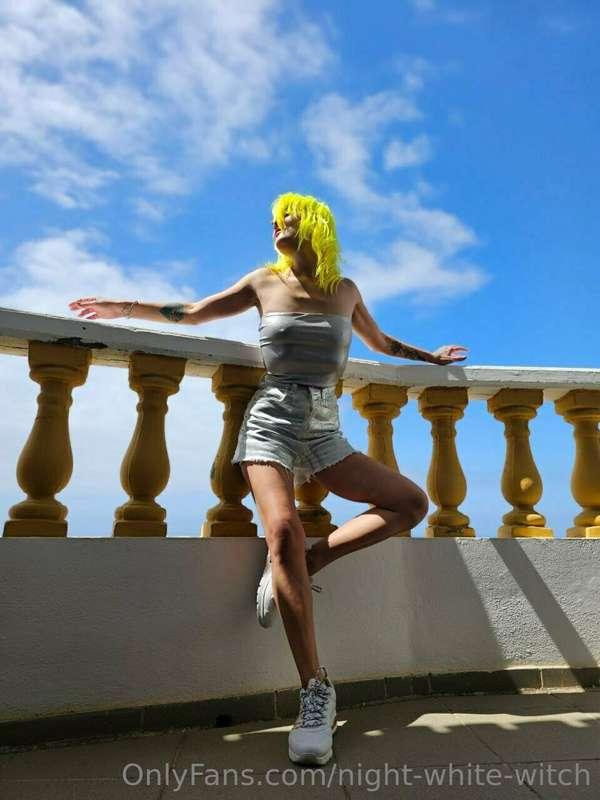 Nice photo shoot for you! All the hottest in the photos belo..