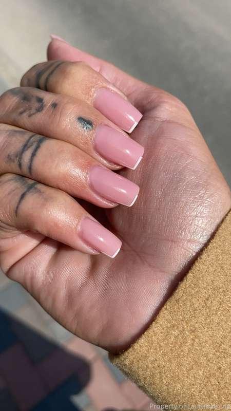 Tomorrow going to do my nails& toenails 💅 If you wanna do an..