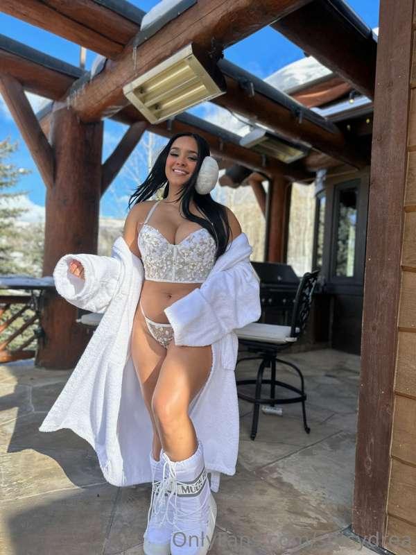 your angel has arrived 😇