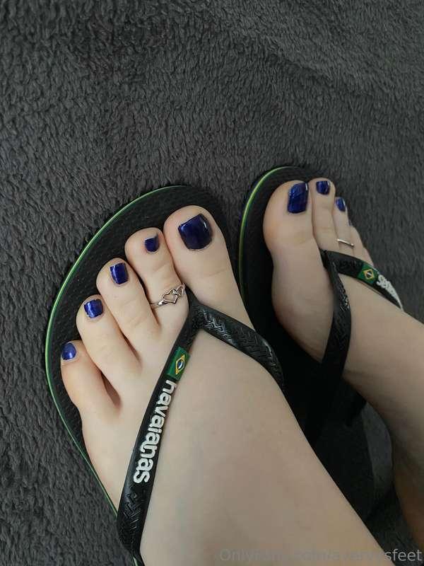 averyysfeet image #1