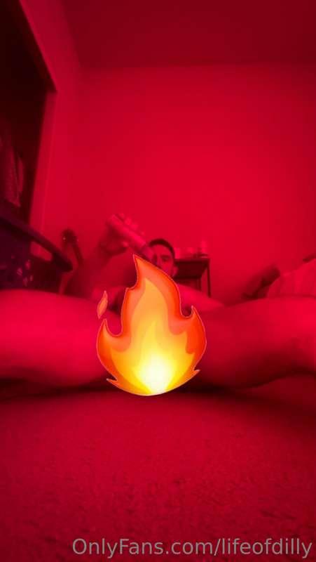Decide to play with my joystick yesterday, under the red lig..