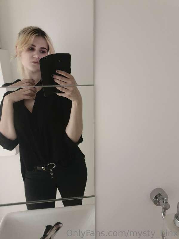 mysty_binx image #1