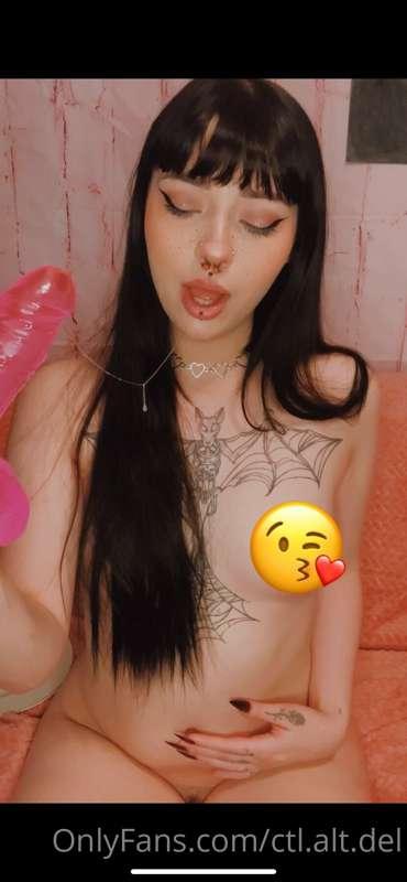 ***Super Sloppy Toy Suck***
Yesterday I put my mouth to good..