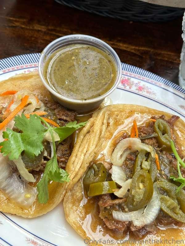 A taco a day keeps the doctor away 😅🌮
