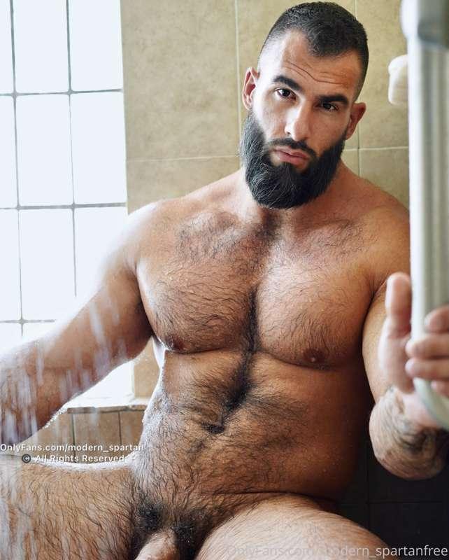 Always getting wet😏💦

Lots of shower fun and uncensored cont..