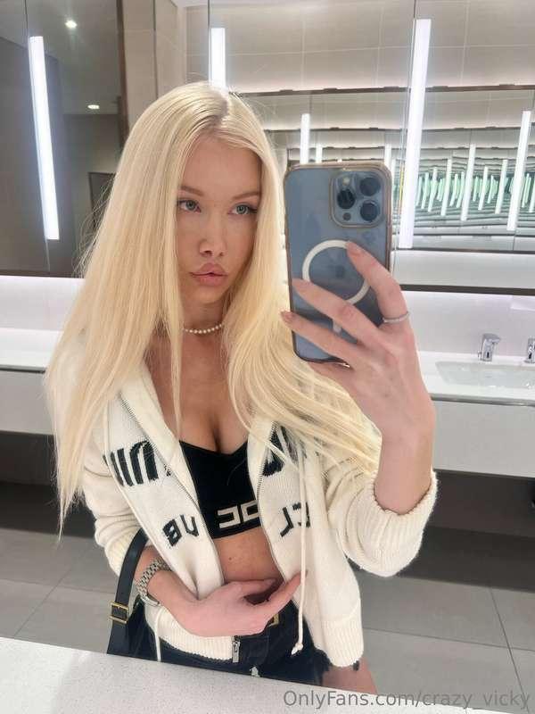 Selfie time 🥰