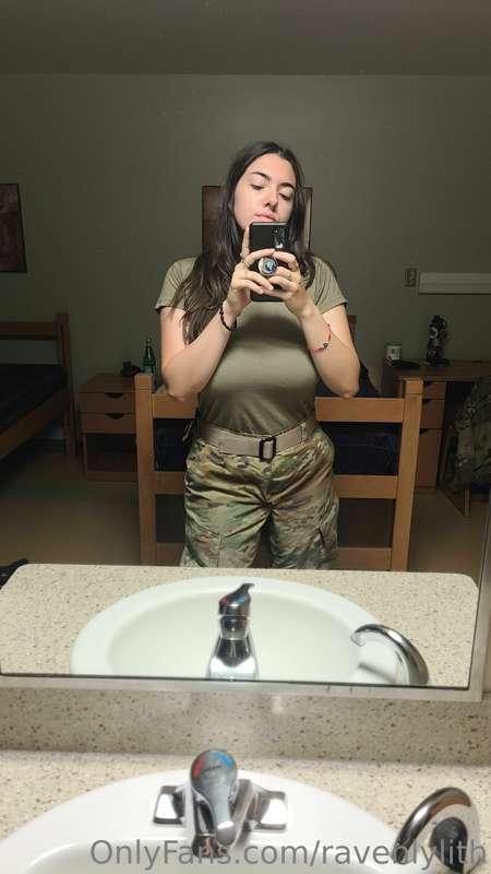 ravenlylith image #1