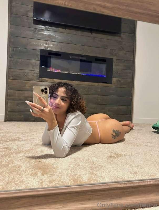 who wants a snack rn?