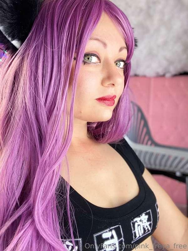 pink_freya_free main image