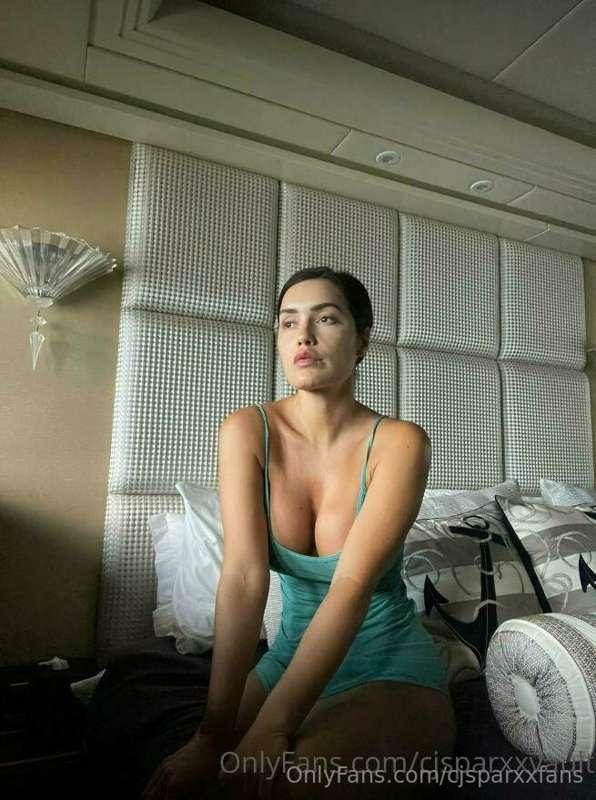 Wanna know what naughty things happen inside my room? Check ..