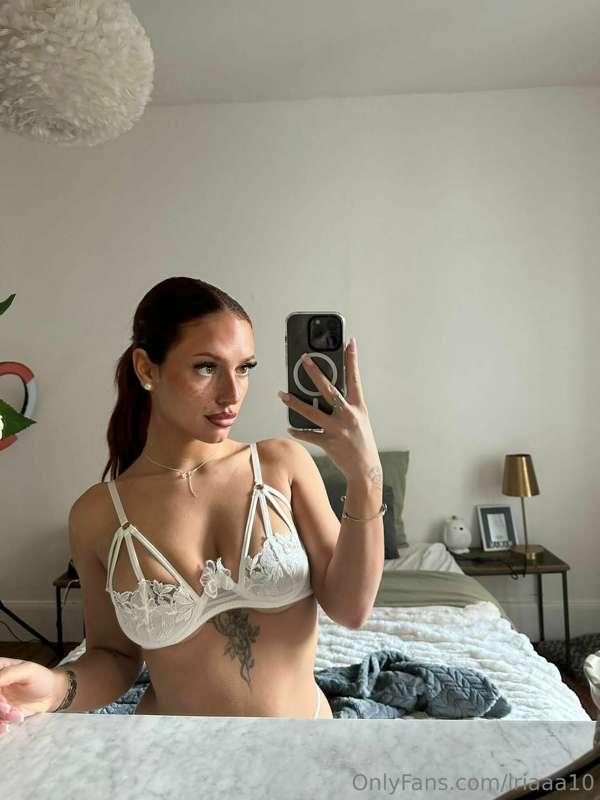 Tu penses quoi du blanc sur moi ?😏