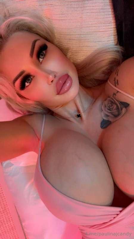 I’ve made a HOT surprise video for you 😈 $20 and it’s all yo..