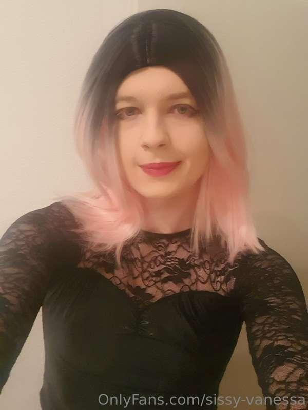 sissy-vanessa image #0