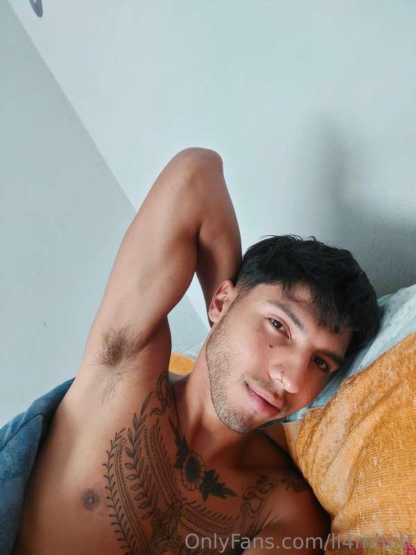 do you sleep with me?😴