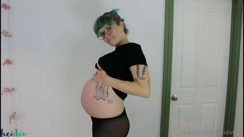 Your Pregnant Teacher In Labor
 (10:10) 
Do you know why I'v..