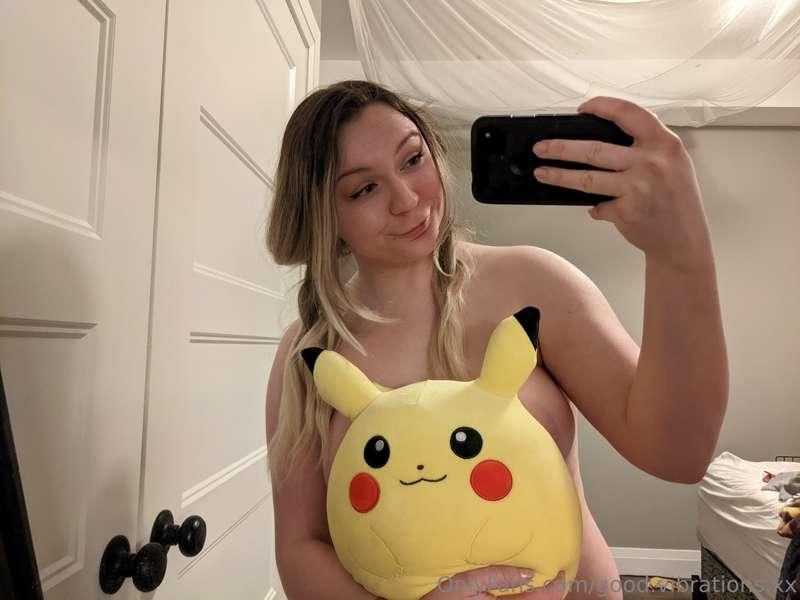 My newest squishmallow 🥰🥰
*Obligatory "Gotta catch'em all" m..