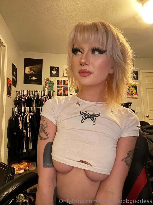 who likes the blonde? 🤷🏼‍♀️