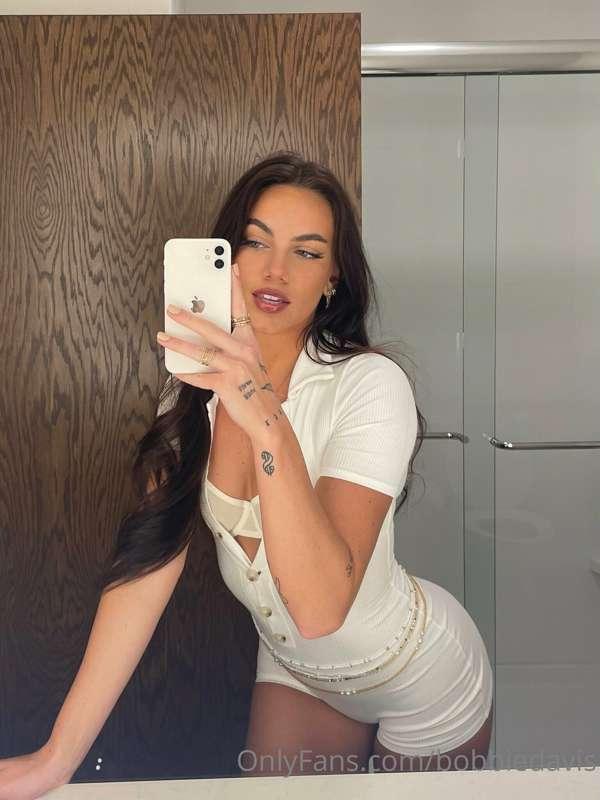 cuddles or no cuddles? what's ur preference? answer the poll..