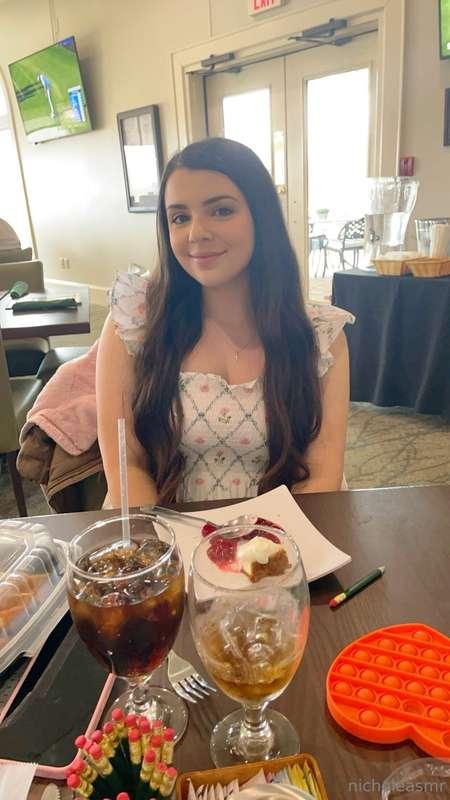Went out to lunch today with one of my closest friends 🥰 