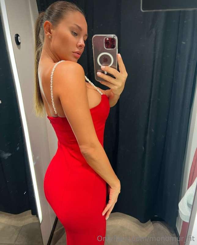 If you had a sign how much I love the red color 😈❤️