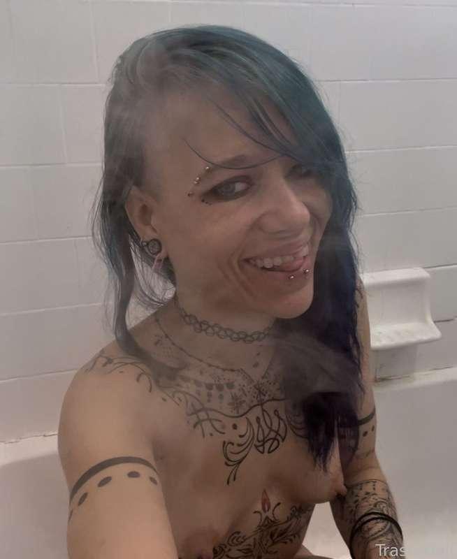 trashdoll image #0