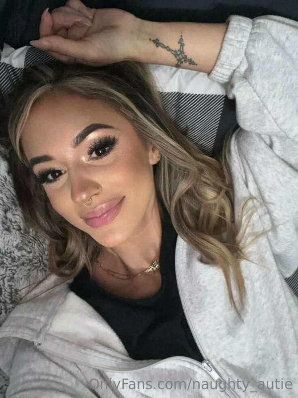 It may be sweater weather💦 but don't worry, baby🩵 I still se..