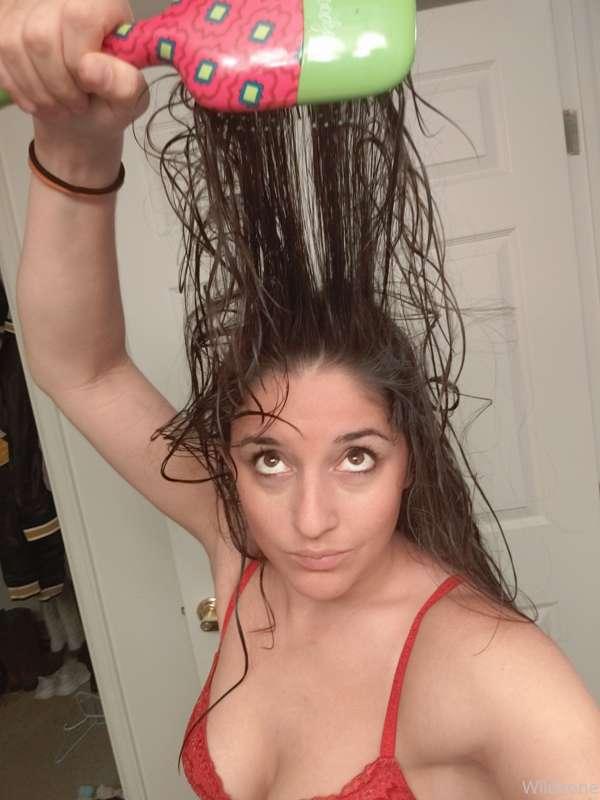 Some times you just have to be a cutie =P  Check out the vid..