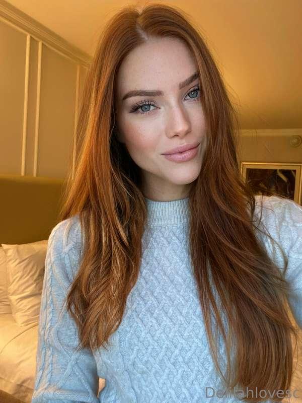 Saying hi from another hotel room 🤍