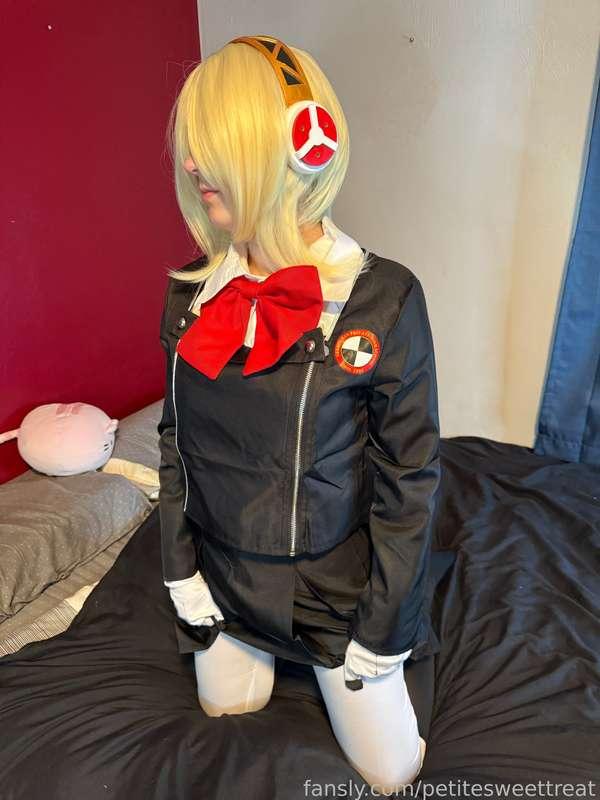 petitesweettreat image #2
