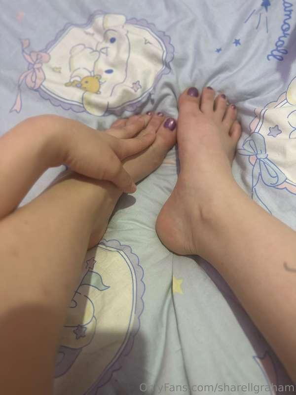 who knew these pretty little feet could be so naughty? They’..