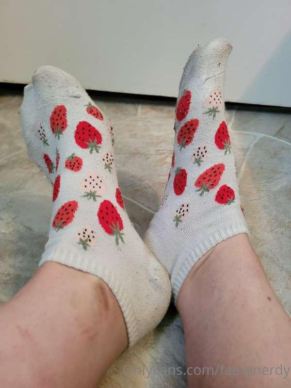 How would You use my durty Feet and 
🍓 Socks?