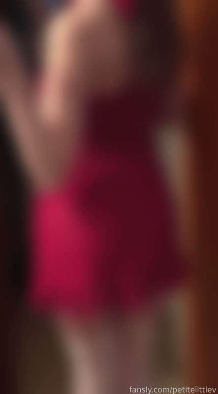 petitelittlev image #2