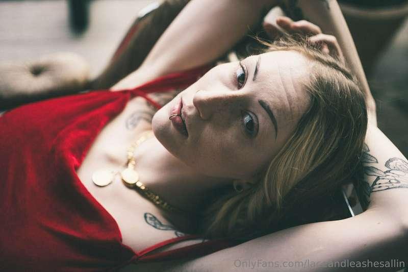 laceandleashesallin image #27