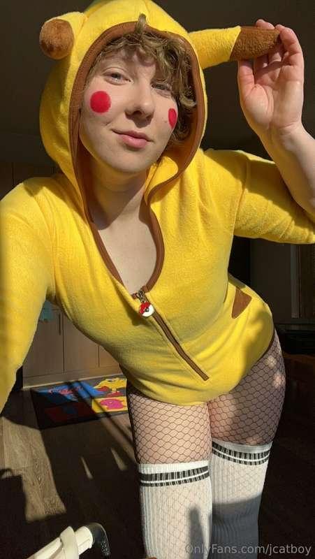 pika pika! do you like my halloween costume? :3