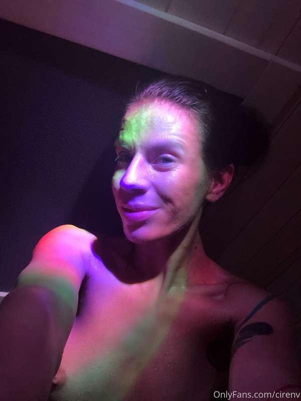 Magical lighting for a goddess. 😈✨