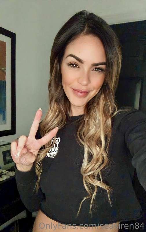 Just a pic of me ✌️