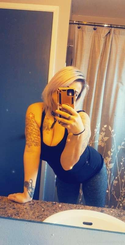 Hello loves!  I hope your Thorsday is going beautifully!  Se..