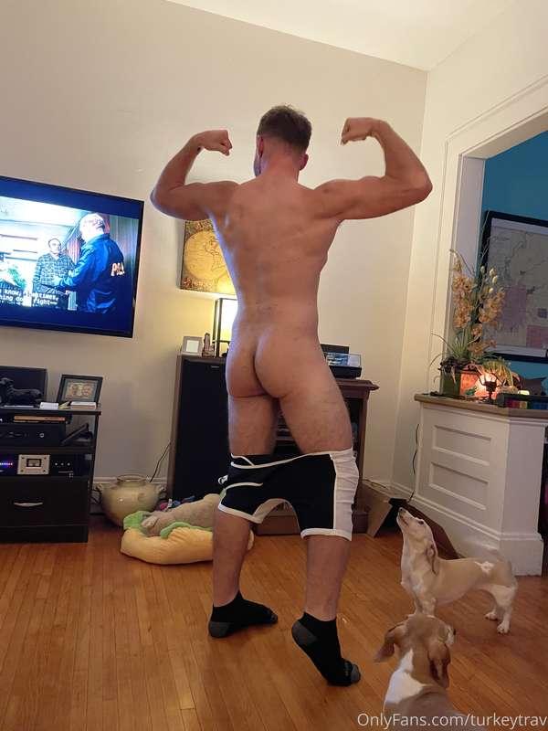 Hi
